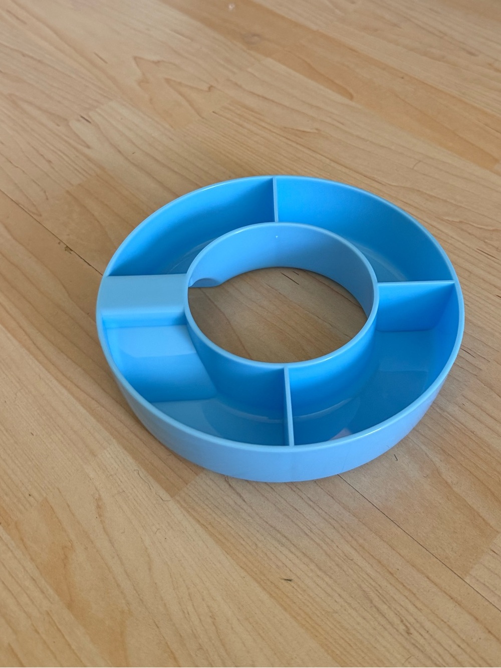 Circular Sectioned water bottle Tray - Light Blue